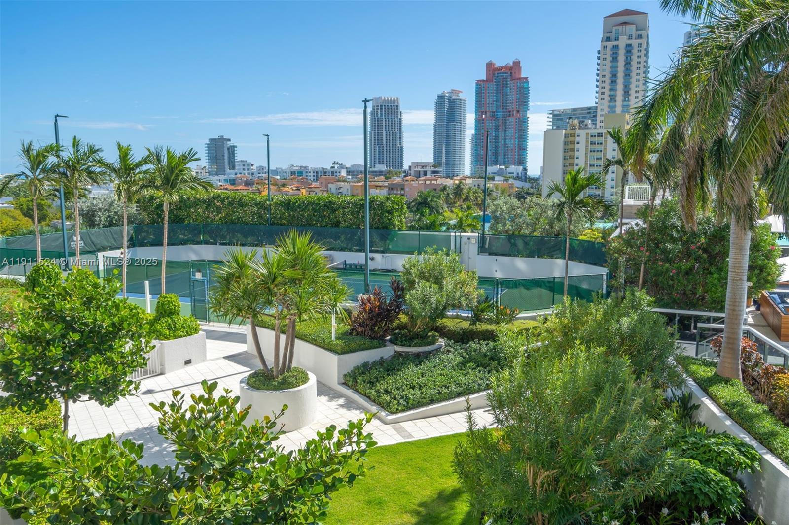 400 Alton Rd #706 Miami Beach, FL 33139