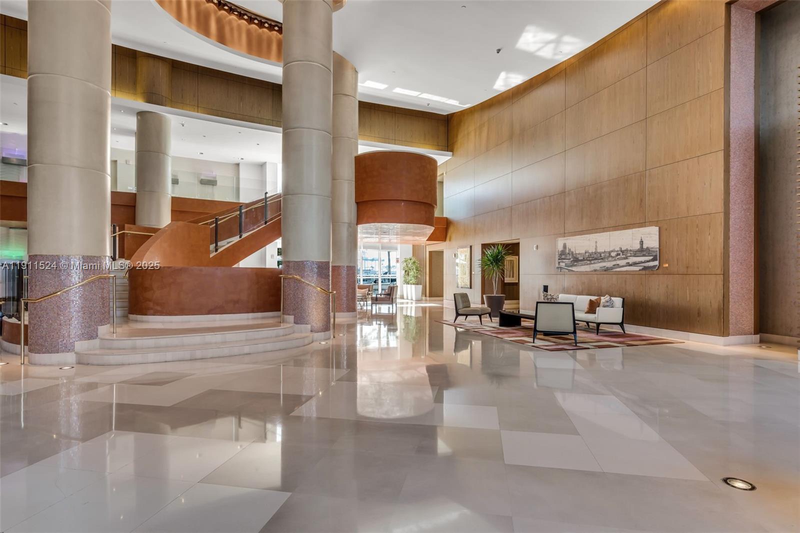 400 Alton Rd #706 Miami Beach, FL 33139