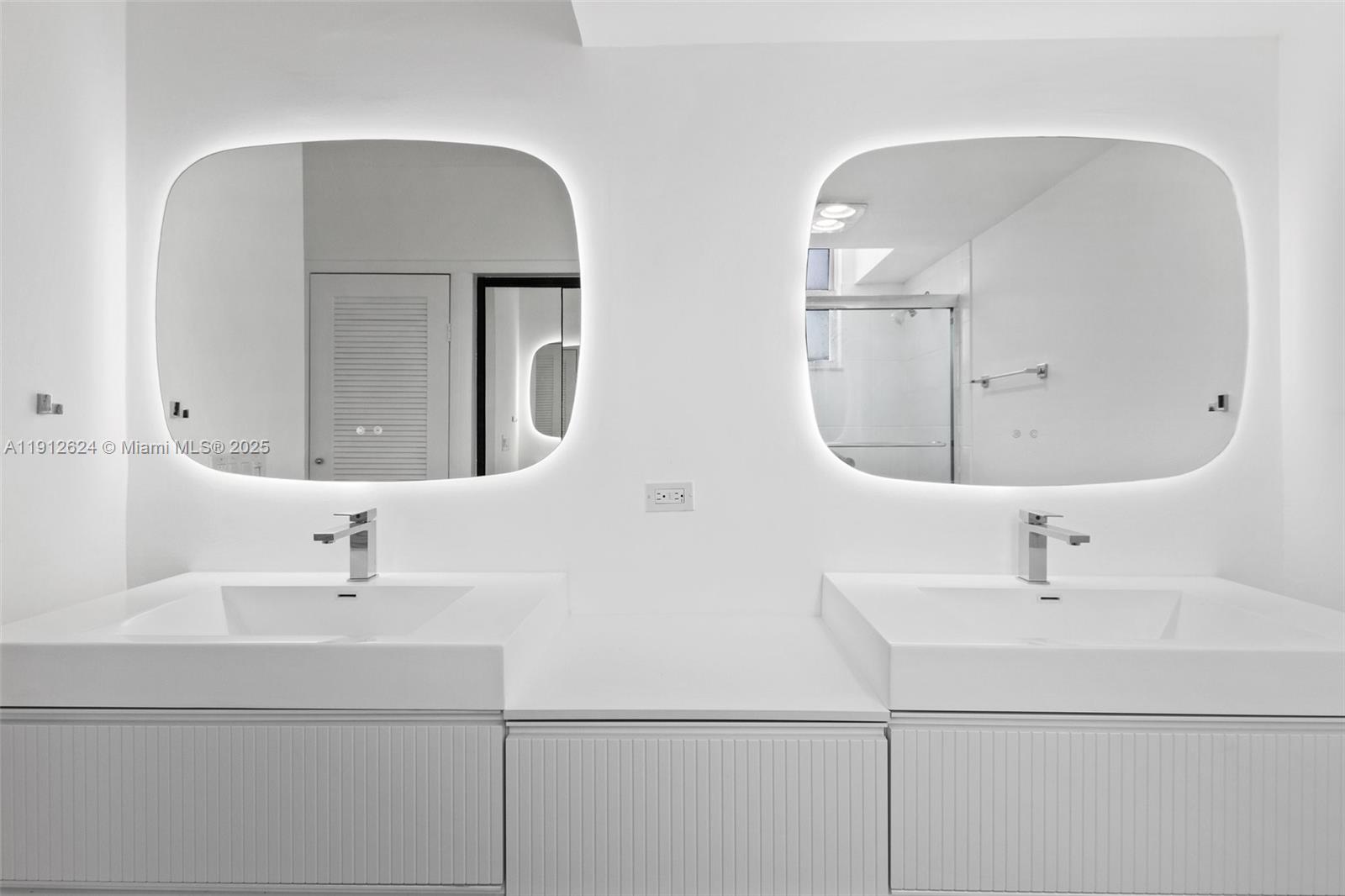 6900 Bay Dr #10I Miami Beach, FL 33141