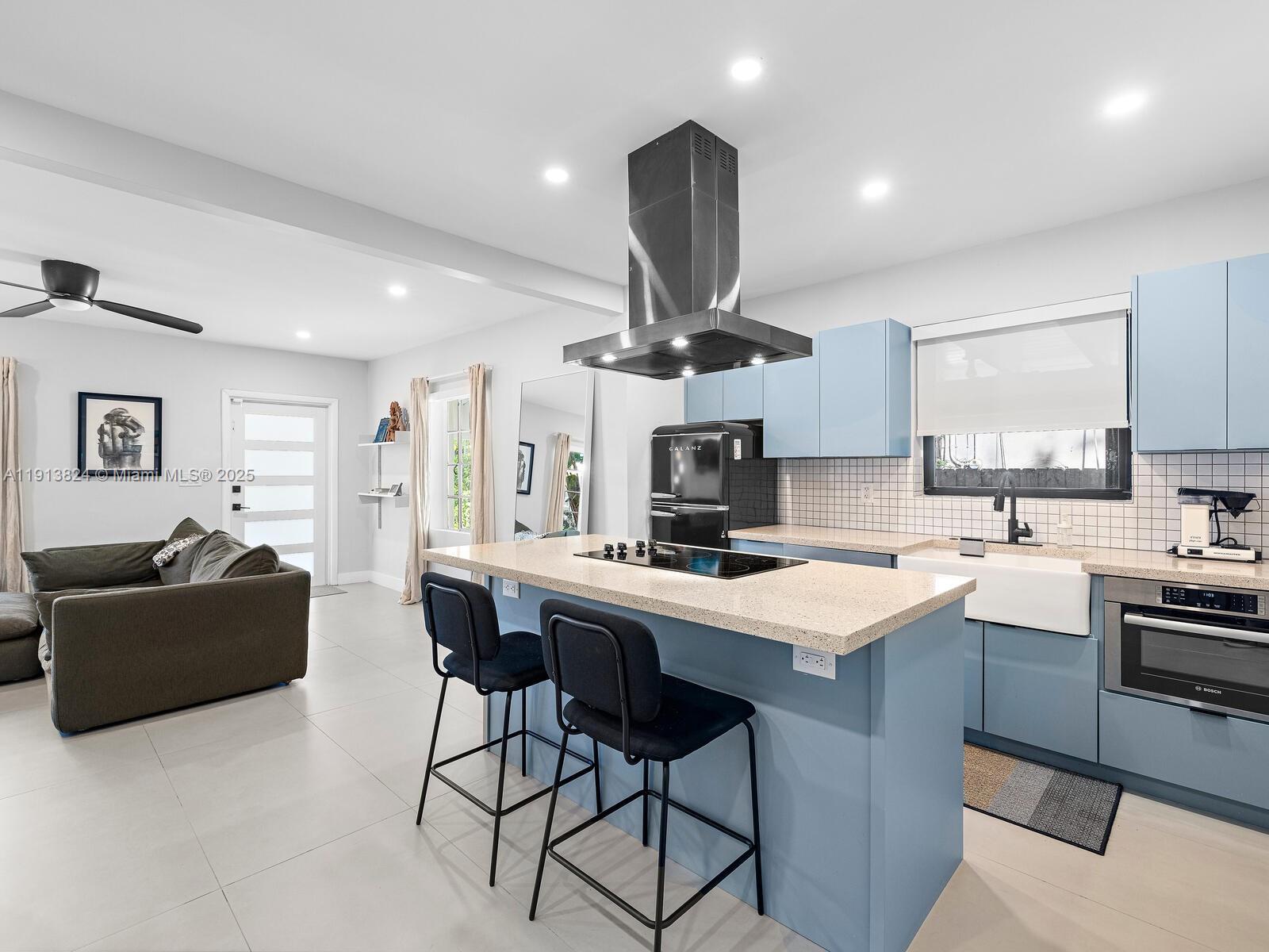 1009 NW 11th Ct Miami, FL 33136