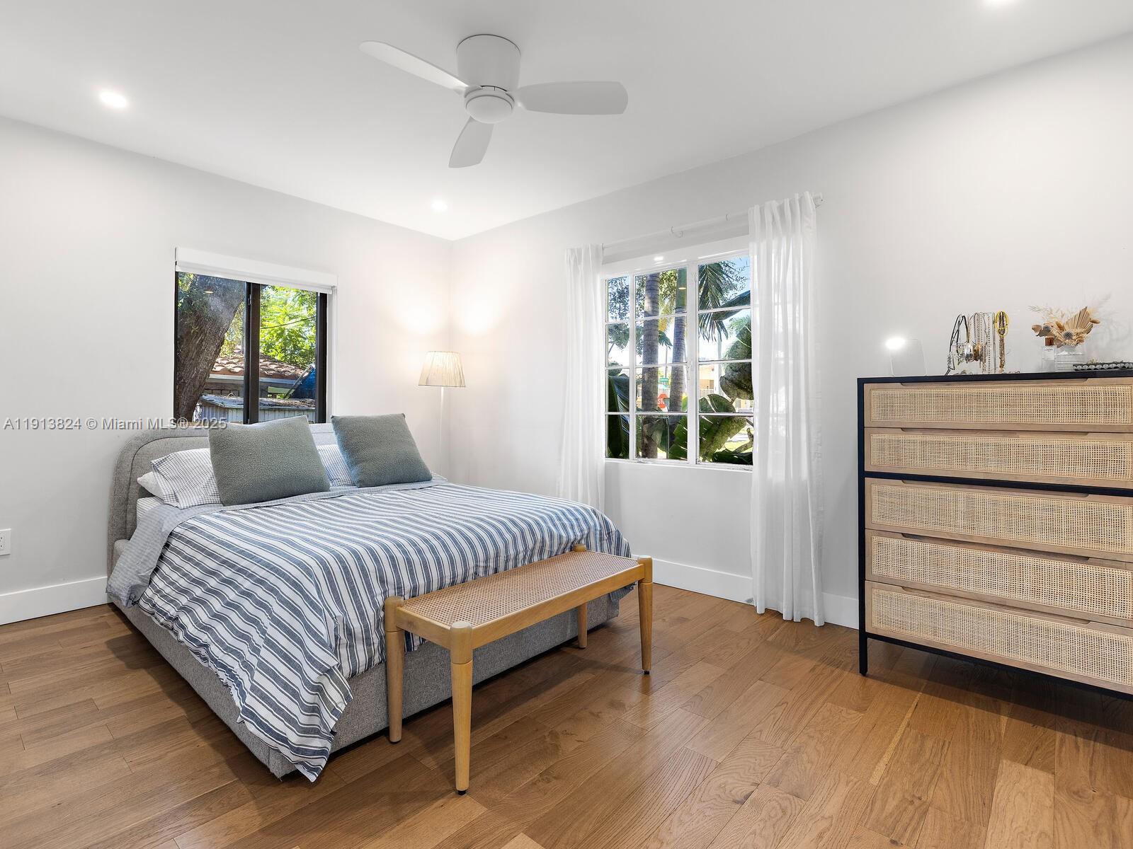 1009 NW 11th Ct Miami, FL 33136