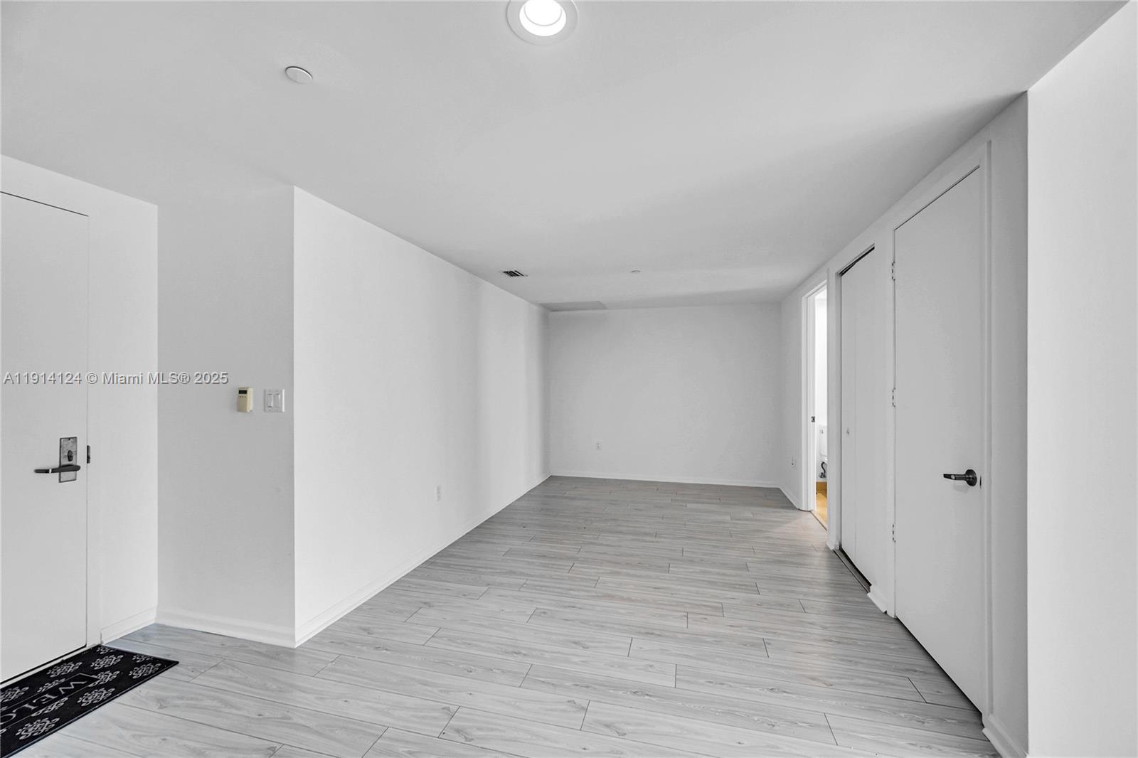 495 Brickell Ave #4903 Miami, FL 33131