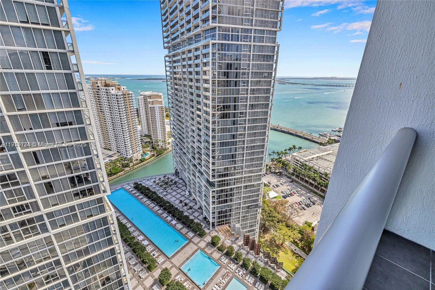 495 Brickell Ave #4903 Miami, FL 33131