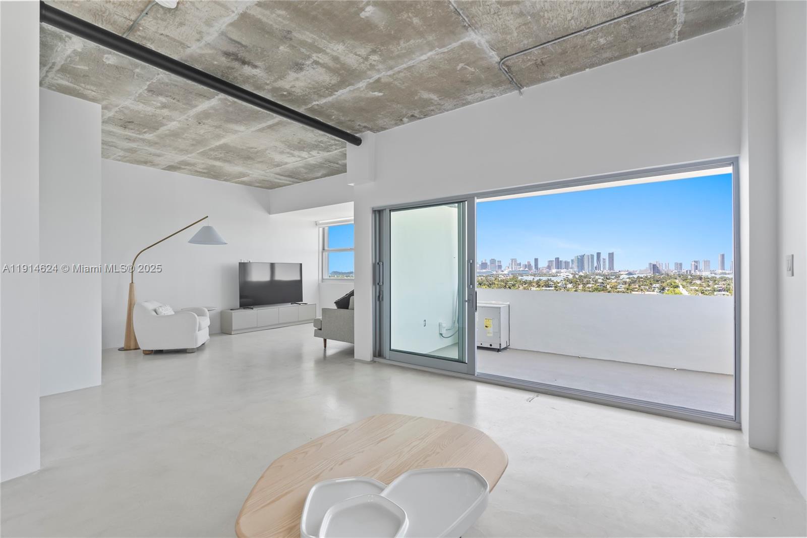 3 Island Ave #PHD 15D Miami Beach, FL 33139