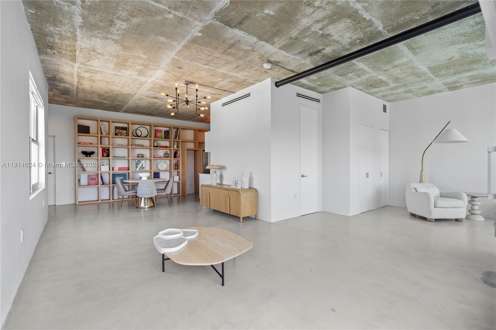 3 Island Ave #PHD 15D Miami Beach, FL 33139