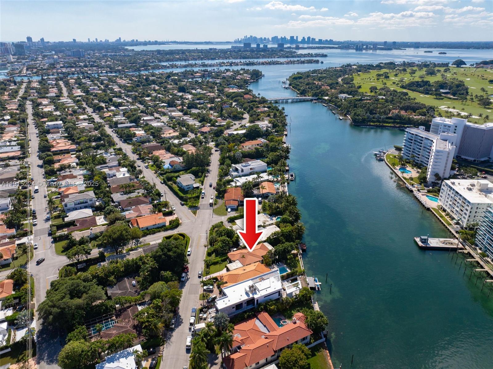 9316 Bay Dr Surfside, FL 33154