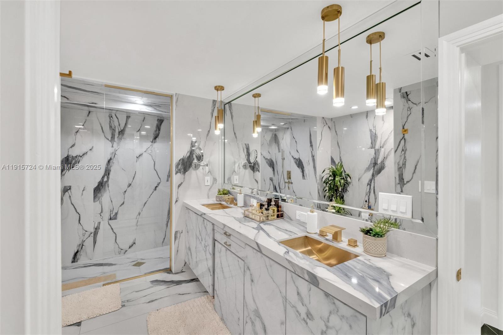 726 NE 17th Way Fort Lauderdale, FL 33304