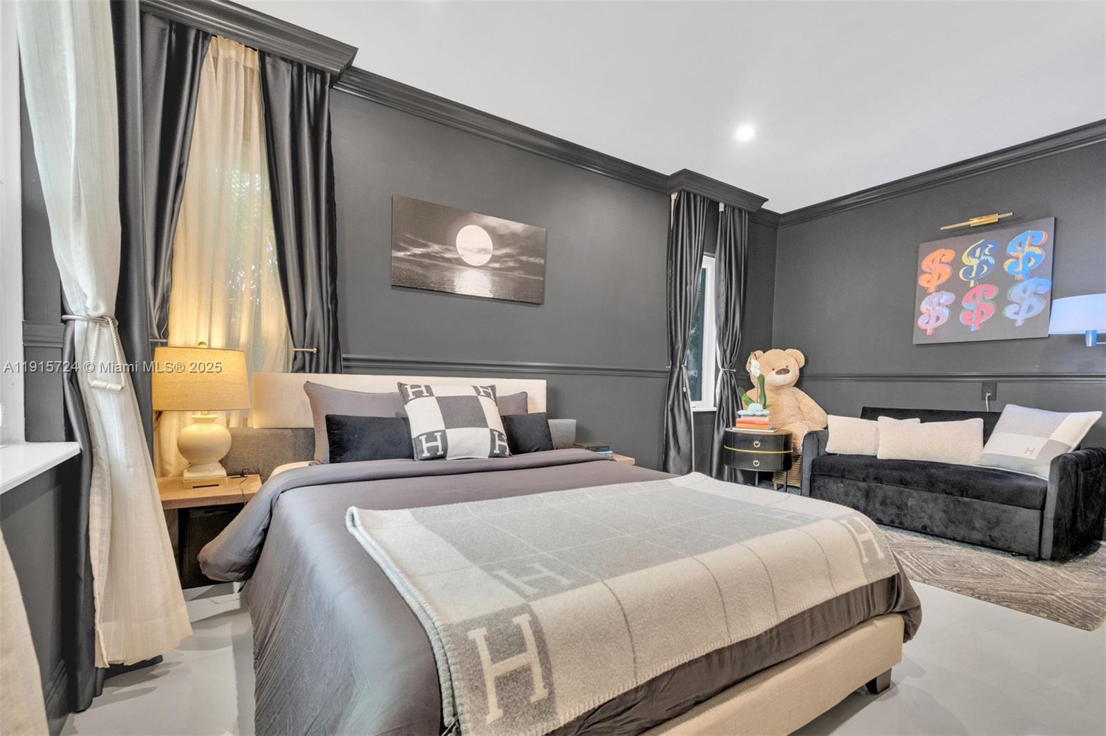 726 NE 17th Way Fort Lauderdale, FL 33304