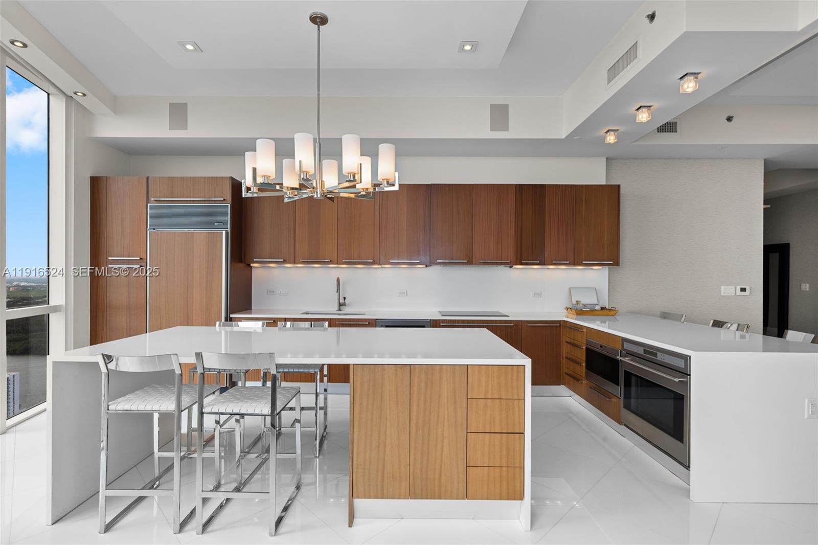 image Trump Tower I12