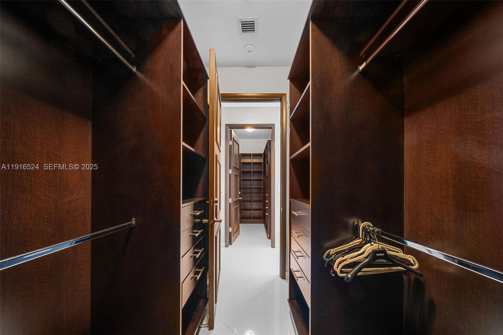 image Trump Tower I15