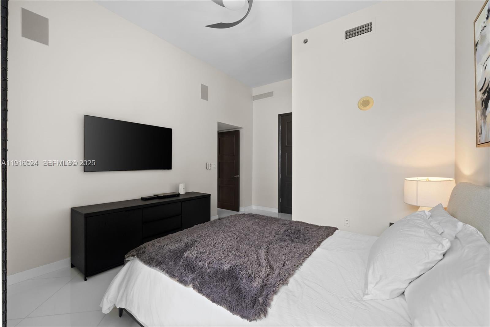 image Trump Tower I25