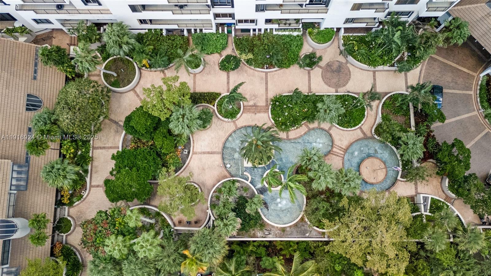 520 Brickell Key Dr #A1104 Miami, FL 33131