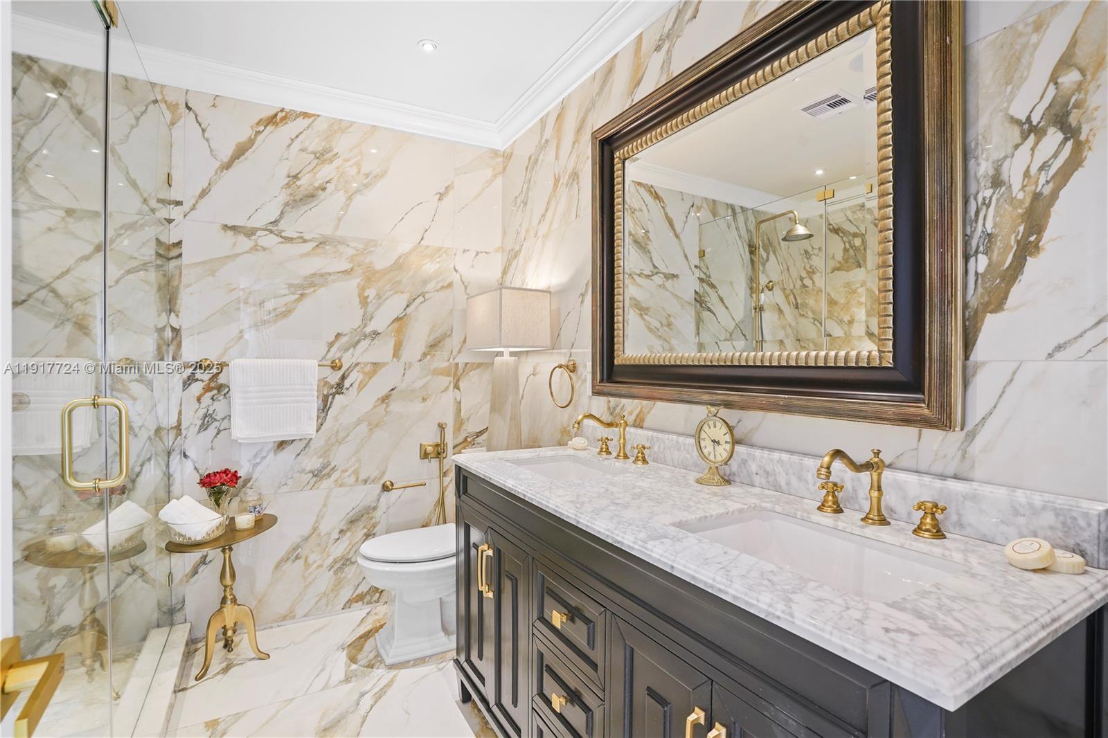 1625 Daytonia Rd Miami Beach, FL 33141