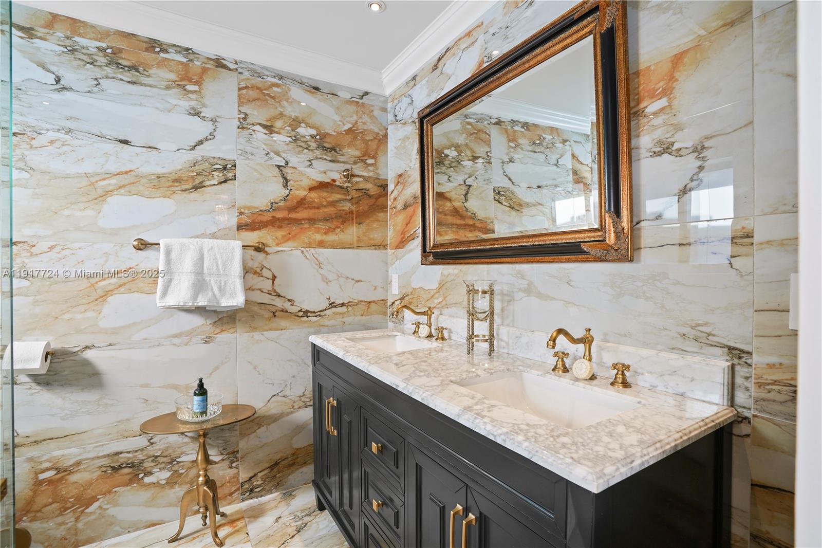 1625 Daytonia Rd Miami Beach, FL 33141