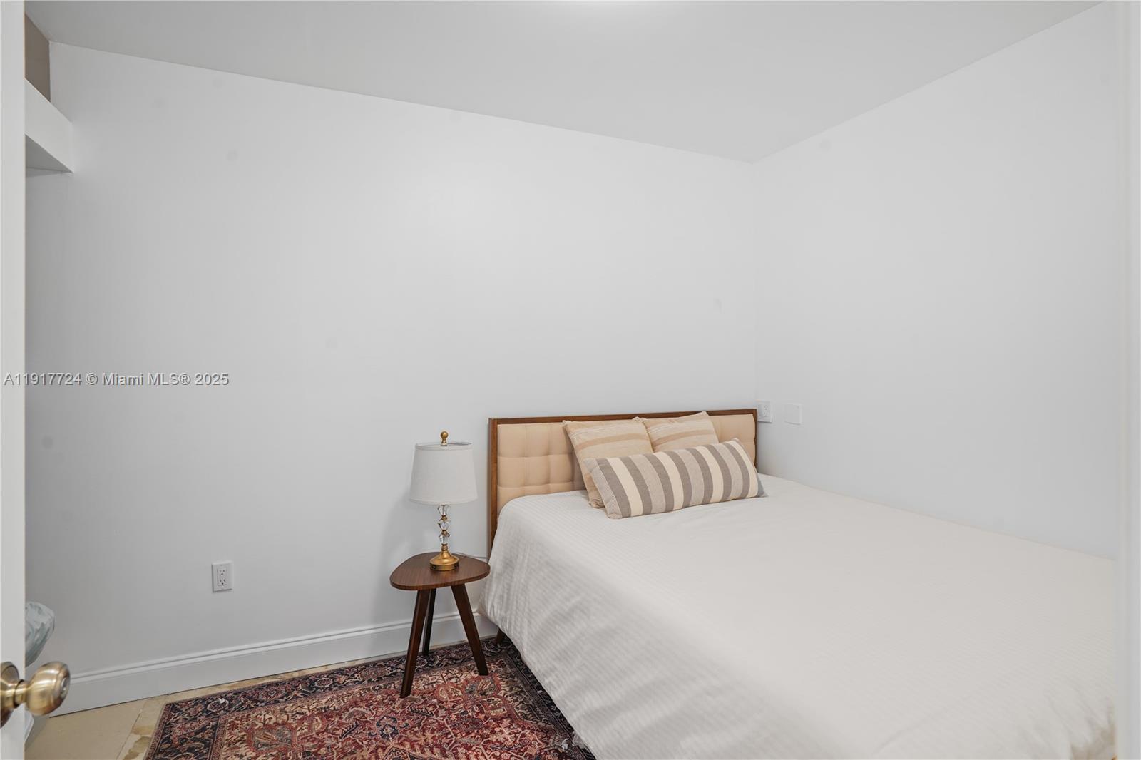 1625 Daytonia Rd Miami Beach, FL 33141