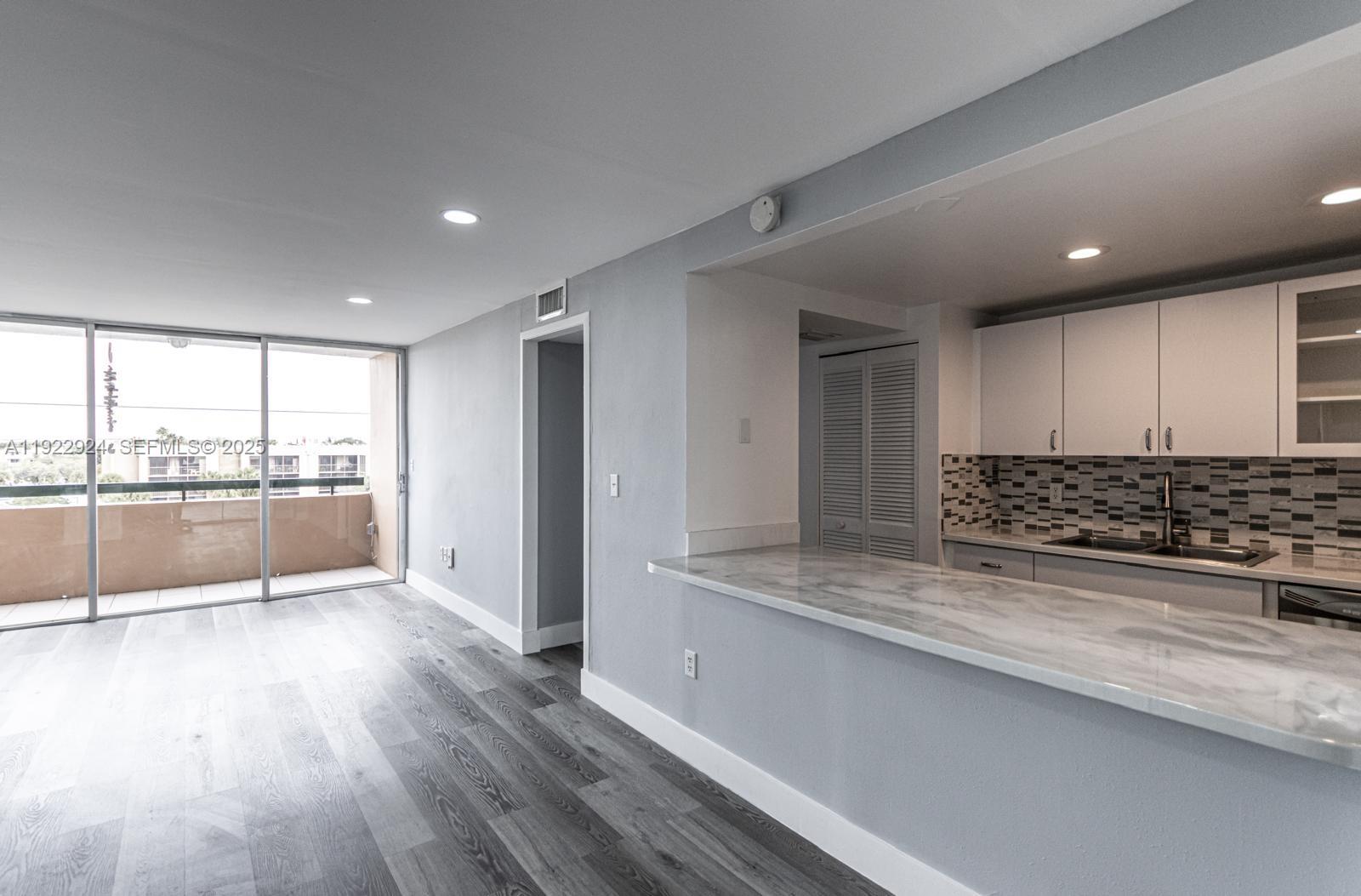 854 NW 87th Ave #504