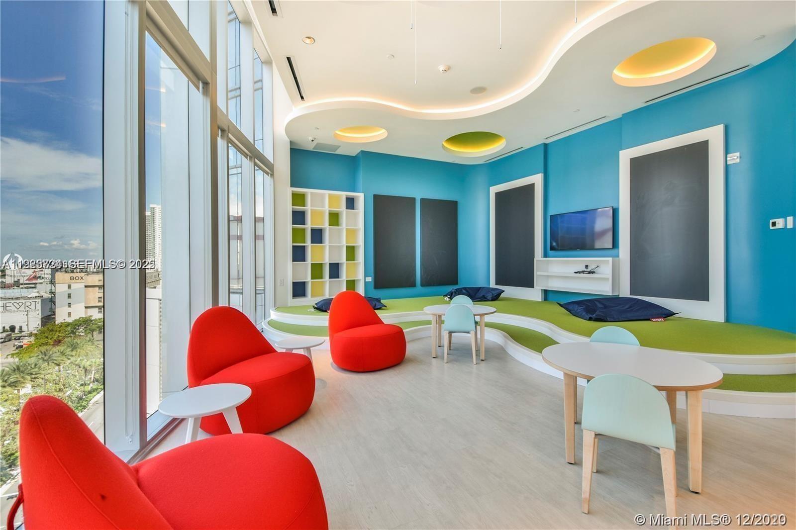 851 NE 1st Ave #4911 Miami, FL 33132