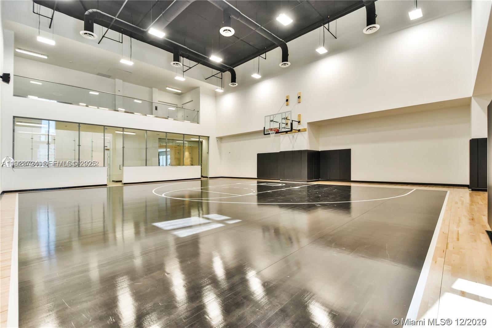 851 NE 1st Ave #4911 Miami, FL 33132