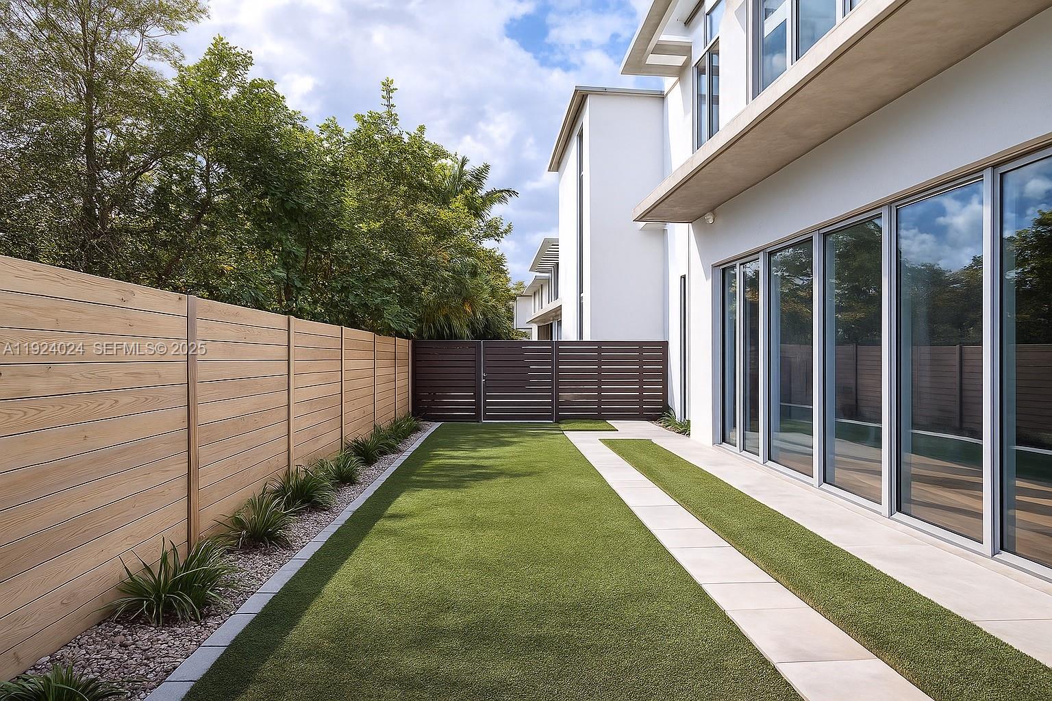 1105 SW 22nd Ter Miami, FL 33129