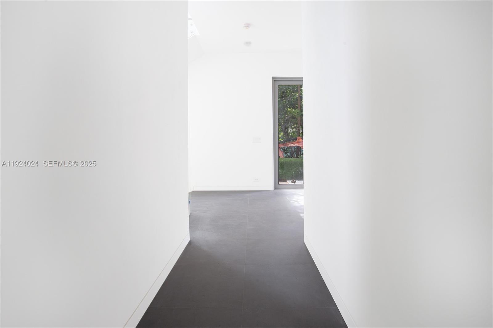 1105 SW 22nd Ter Miami, FL 33129