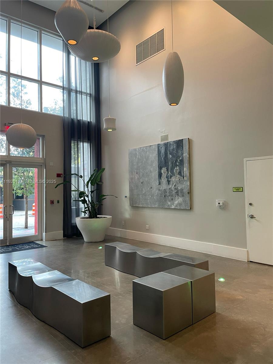 133 NE 2nd Ave #1512 Miami, FL 33132