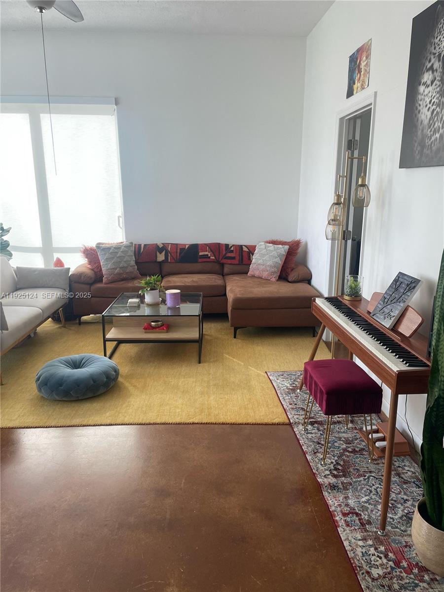 133 NE 2nd Ave #1512 Miami, FL 33132