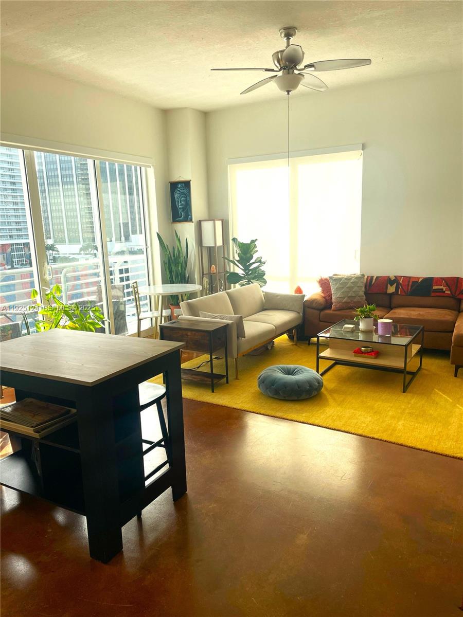 133 NE 2nd Ave #1512 Miami, FL 33132