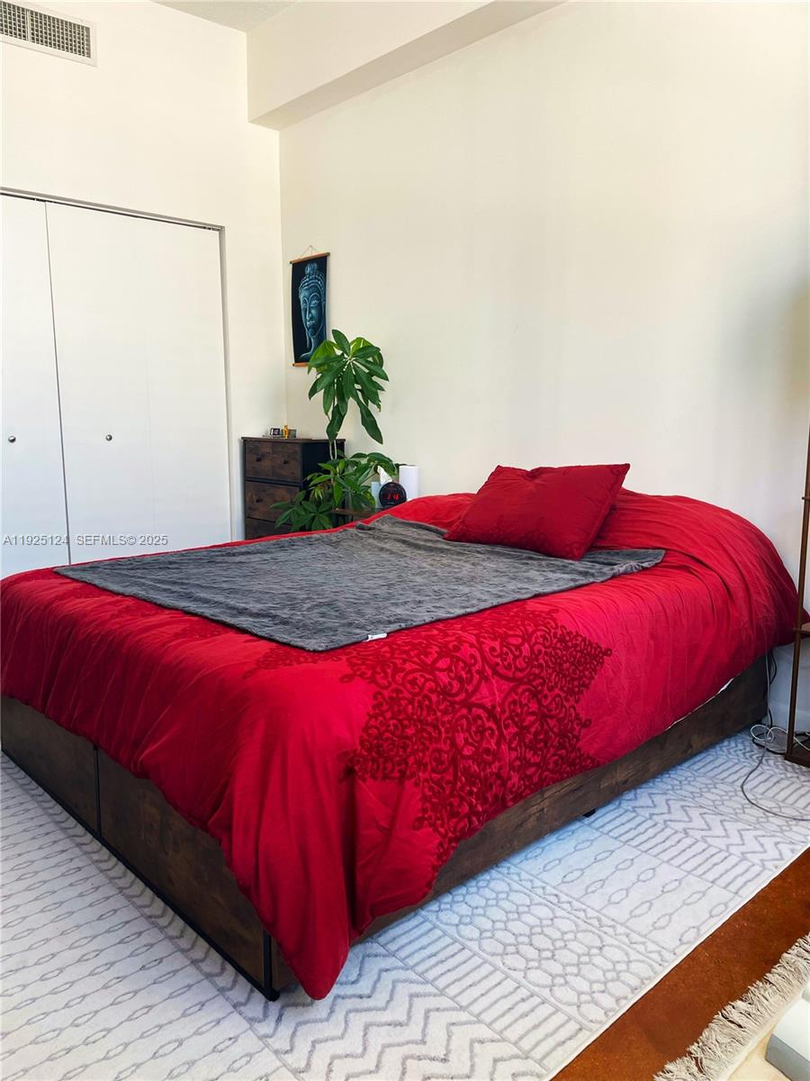 133 NE 2nd Ave #1512 Miami, FL 33132