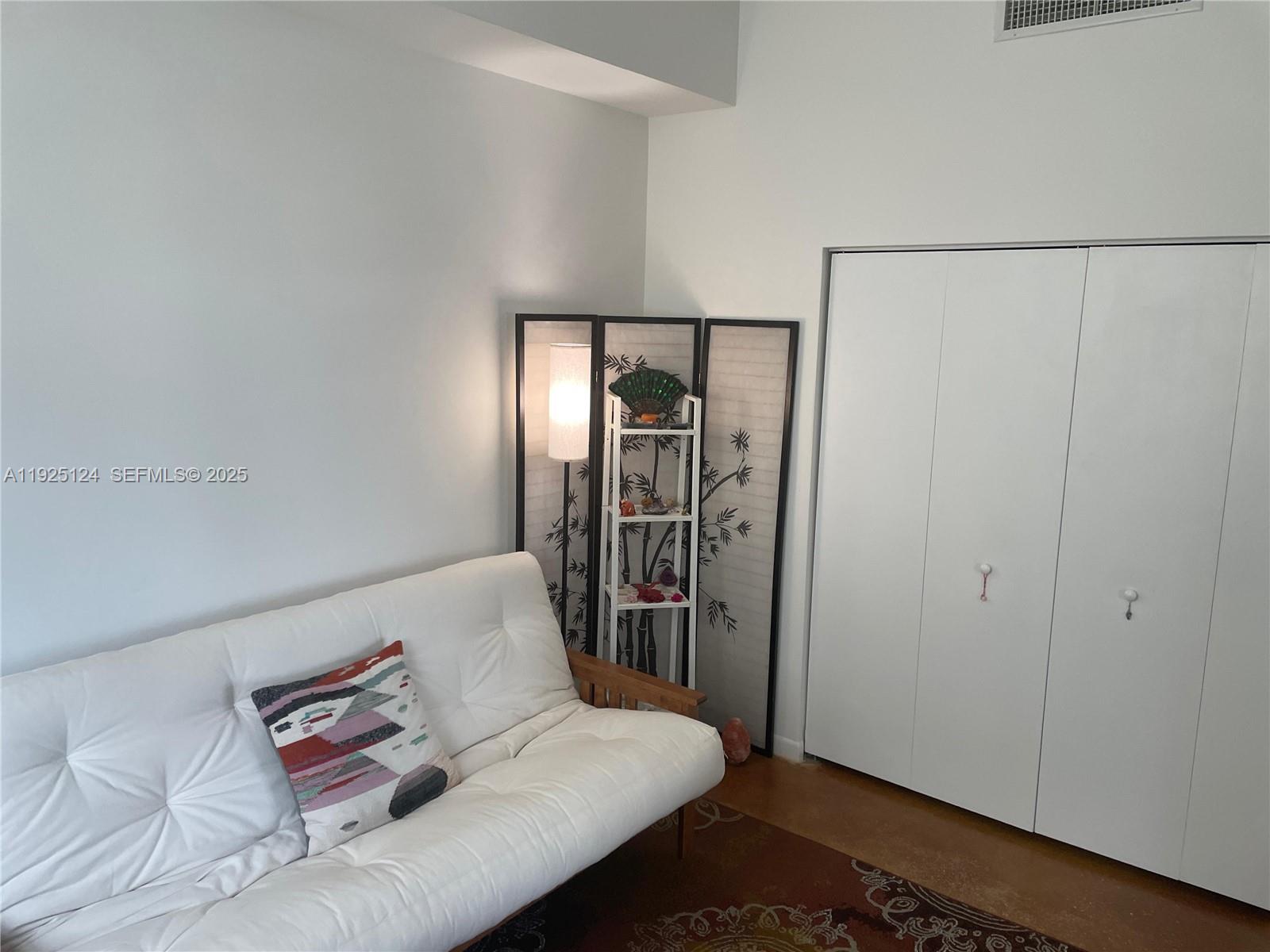 133 NE 2nd Ave #1512 Miami, FL 33132