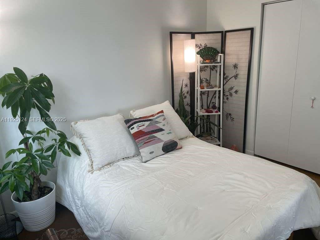 133 NE 2nd Ave #1512 Miami, FL 33132