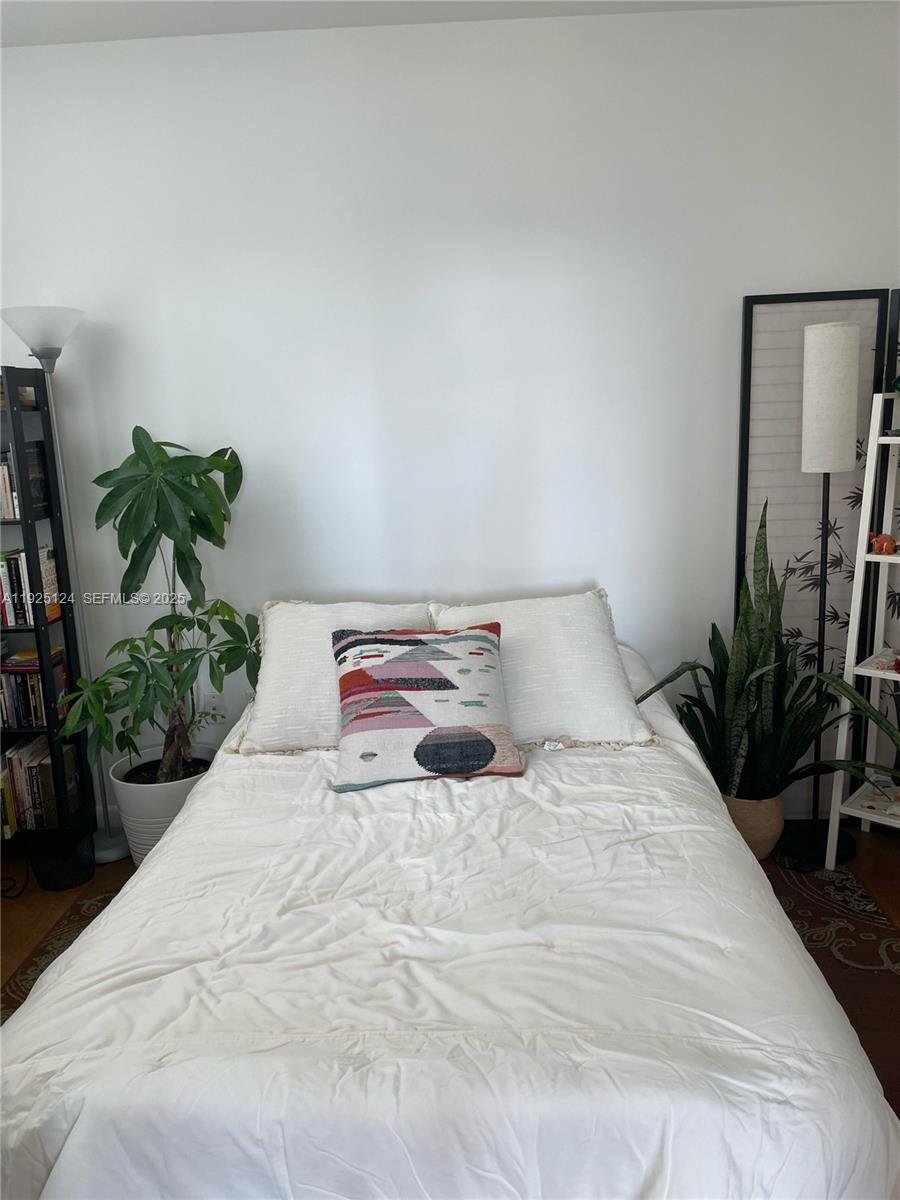 133 NE 2nd Ave #1512 Miami, FL 33132