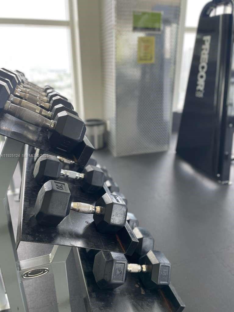 133 NE 2nd Ave #1512 Miami, FL 33132