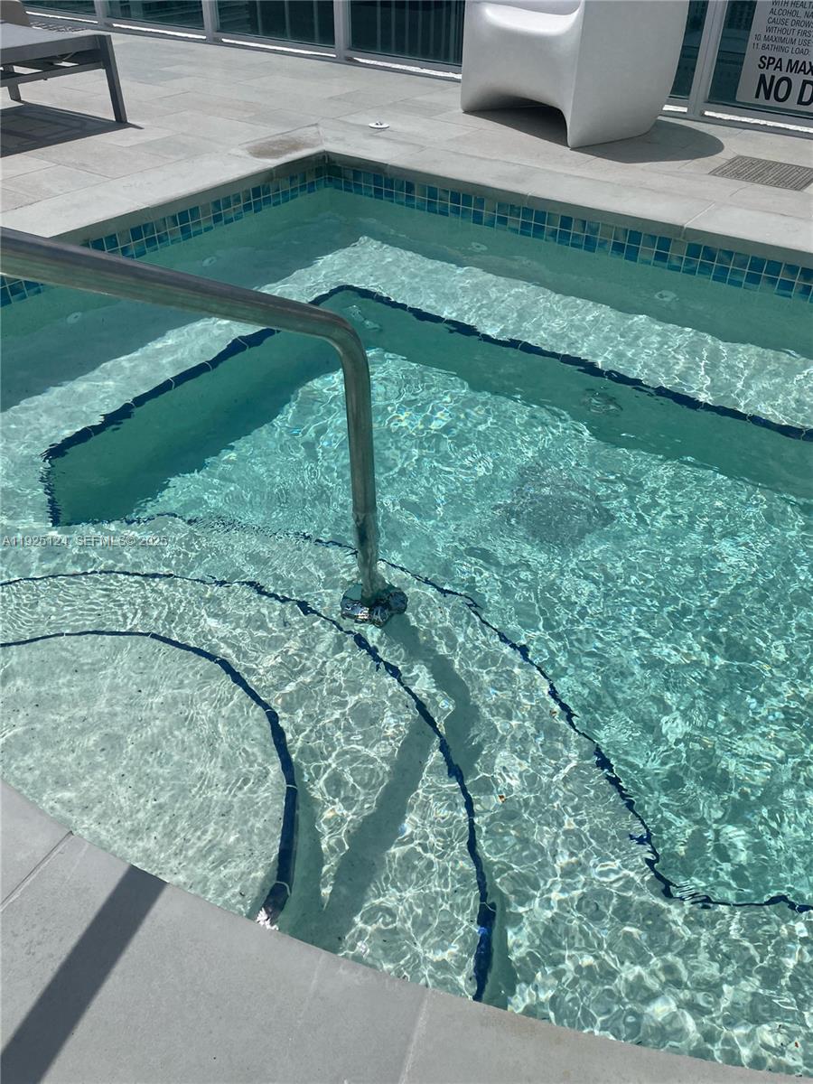 133 NE 2nd Ave #1512 Miami, FL 33132