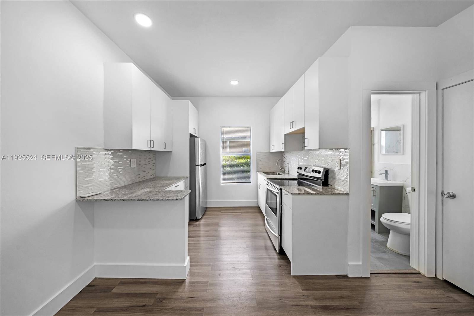 3237 SW 4th St Miami, FL 33135