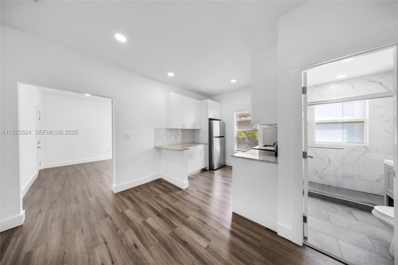 3237 SW 4th St Miami, FL 33135