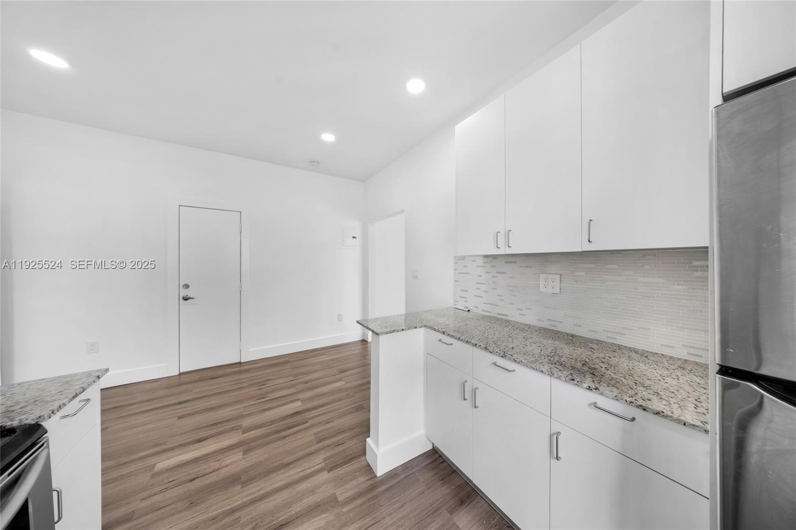 3237 SW 4th St Miami, FL 33135