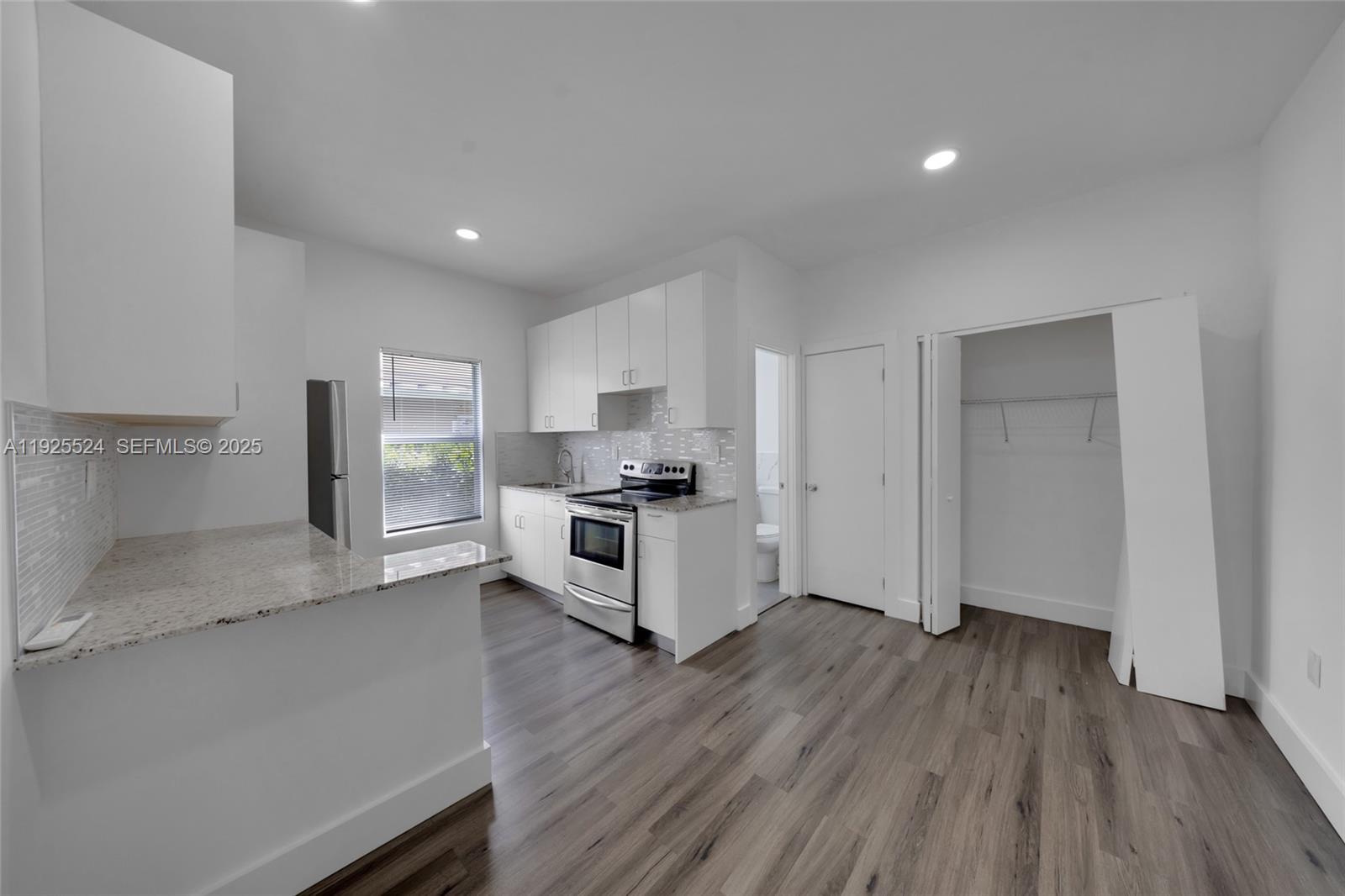 3237 SW 4th St Miami, FL 33135