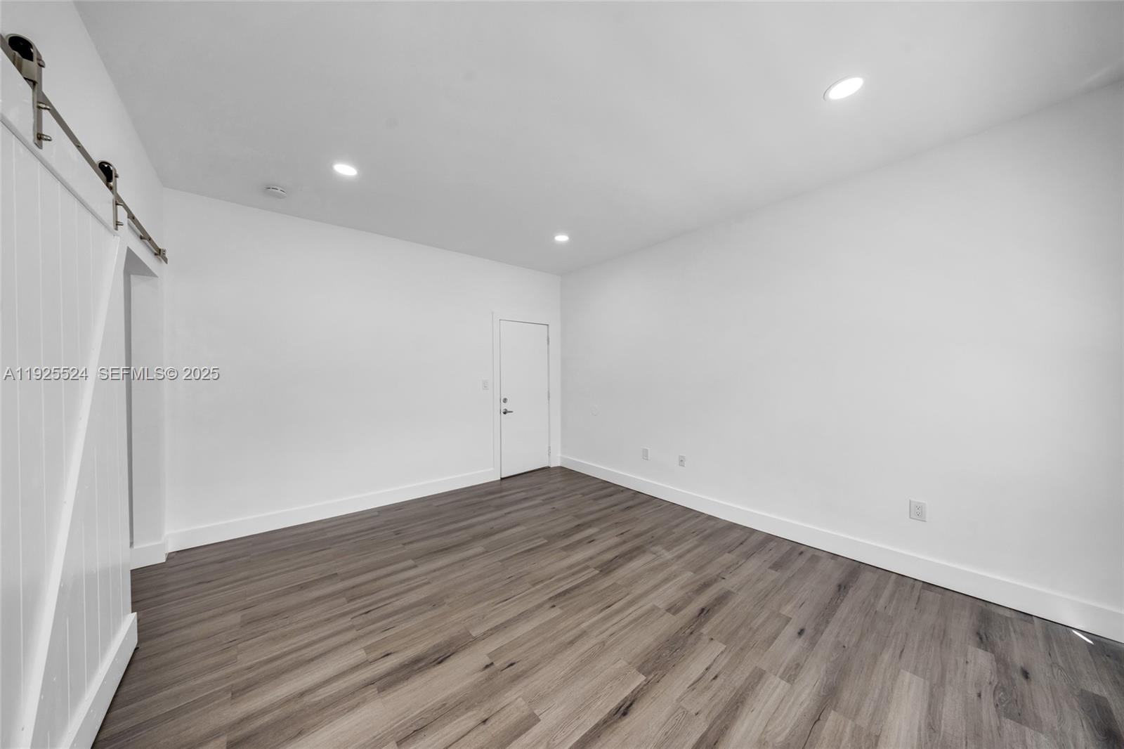 3237 SW 4th St Miami, FL 33135