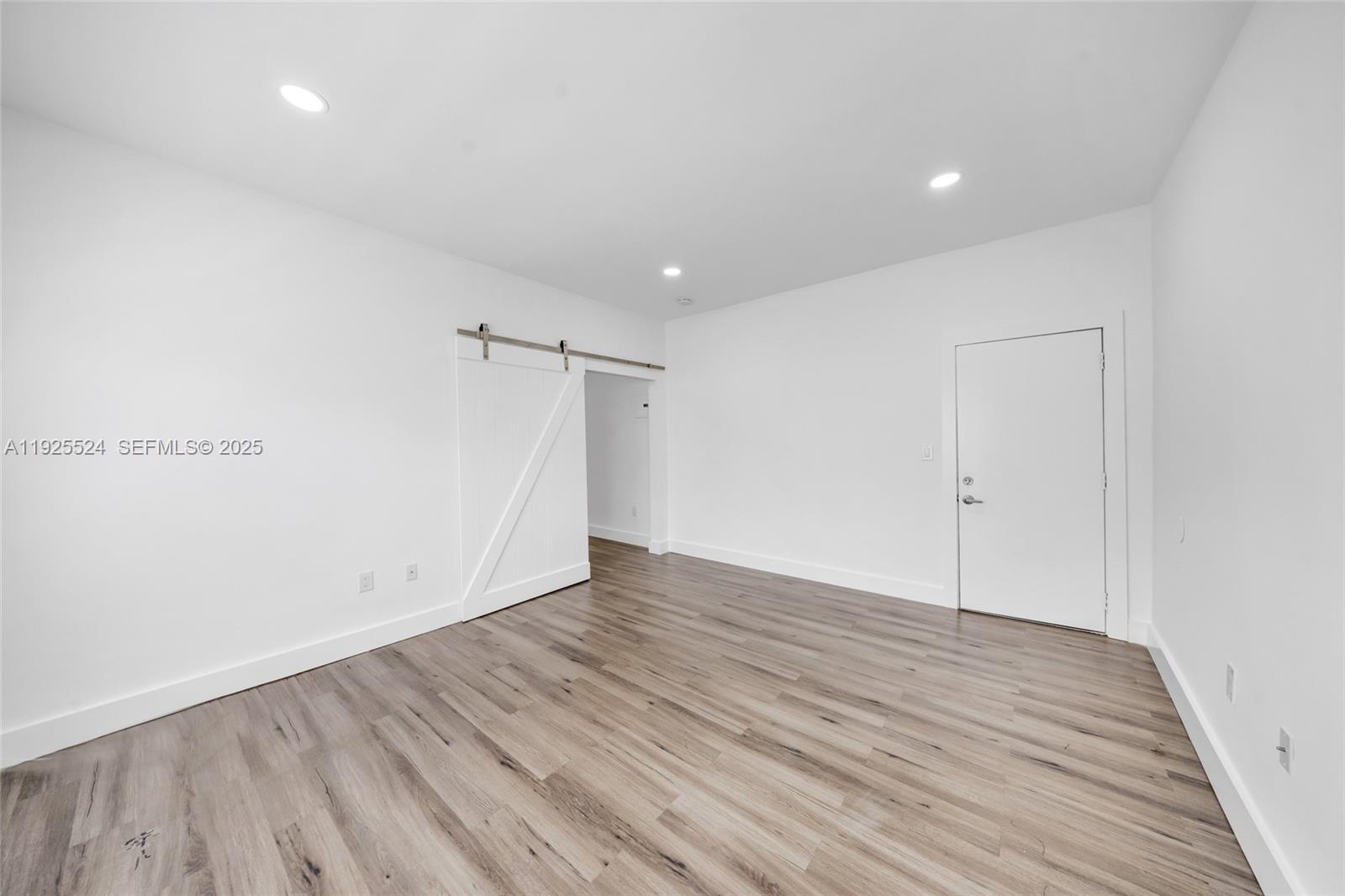 3237 SW 4th St Miami, FL 33135