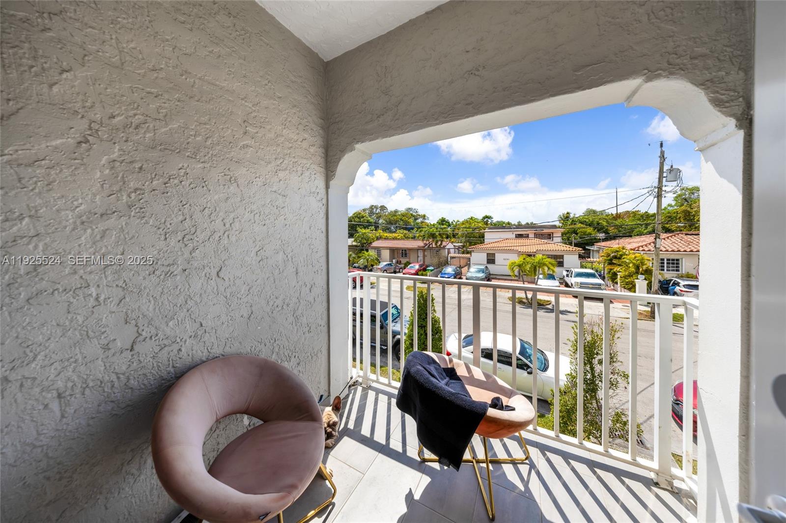 3237 SW 4th St Miami, FL 33135