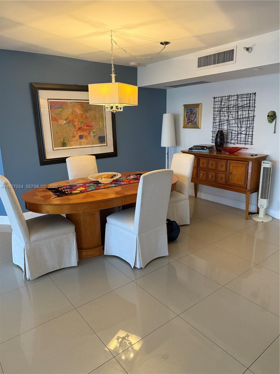 3530 Mystic Pointe Dr #2303 Aventura, FL 33180