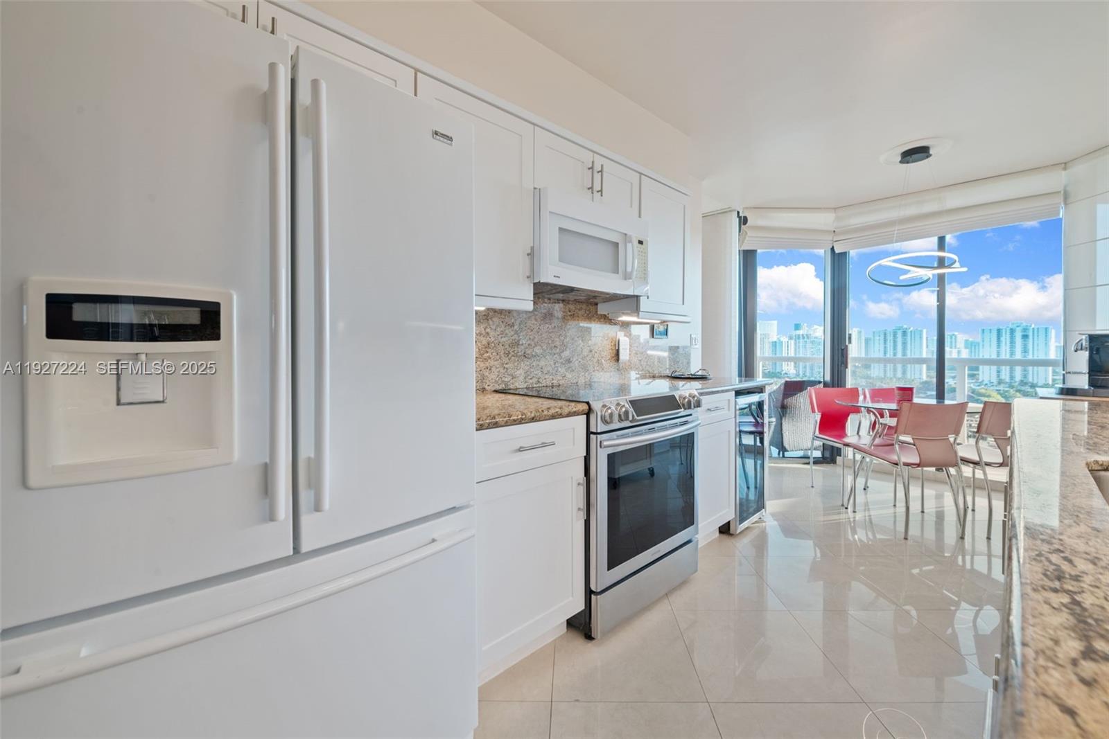 3598 Yacht Clb Dr #1804 Aventura, FL 33180
