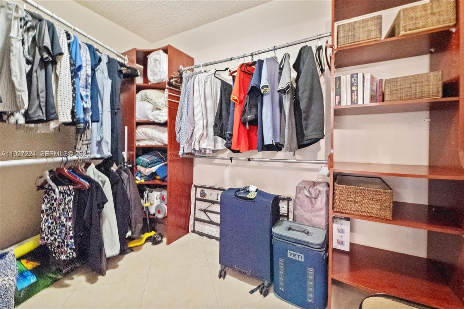 3598 Yacht Clb Dr #1804 Aventura, FL 33180