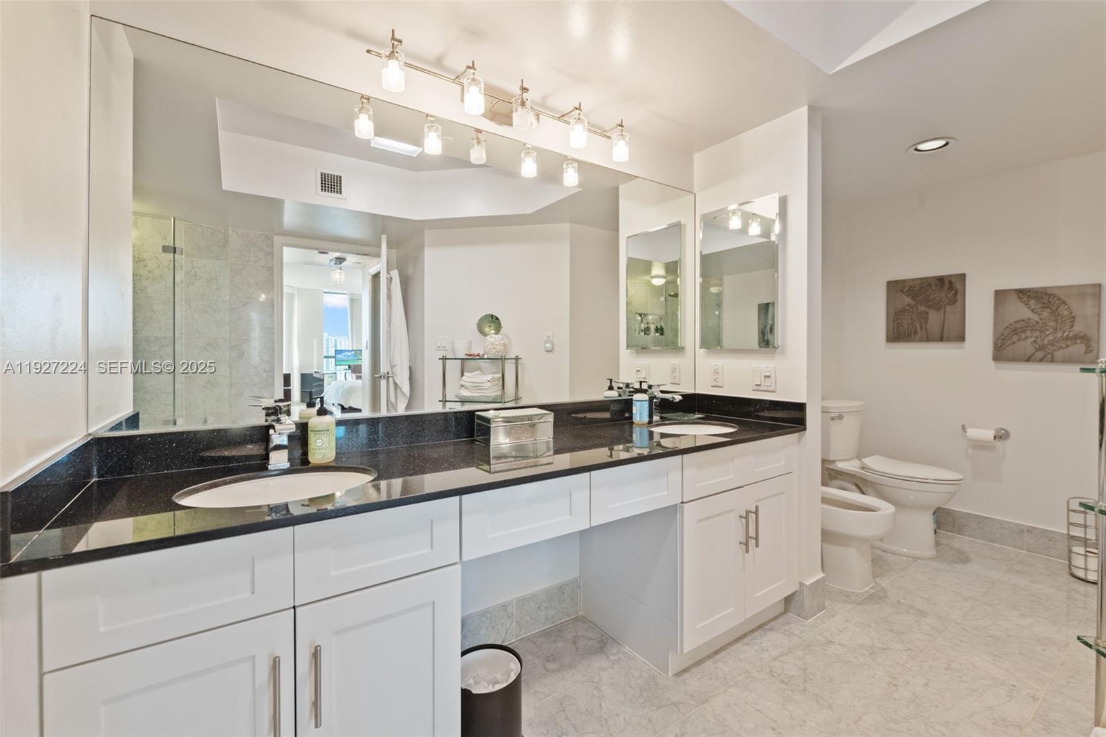 3598 Yacht Clb Dr #1804 Aventura, FL 33180