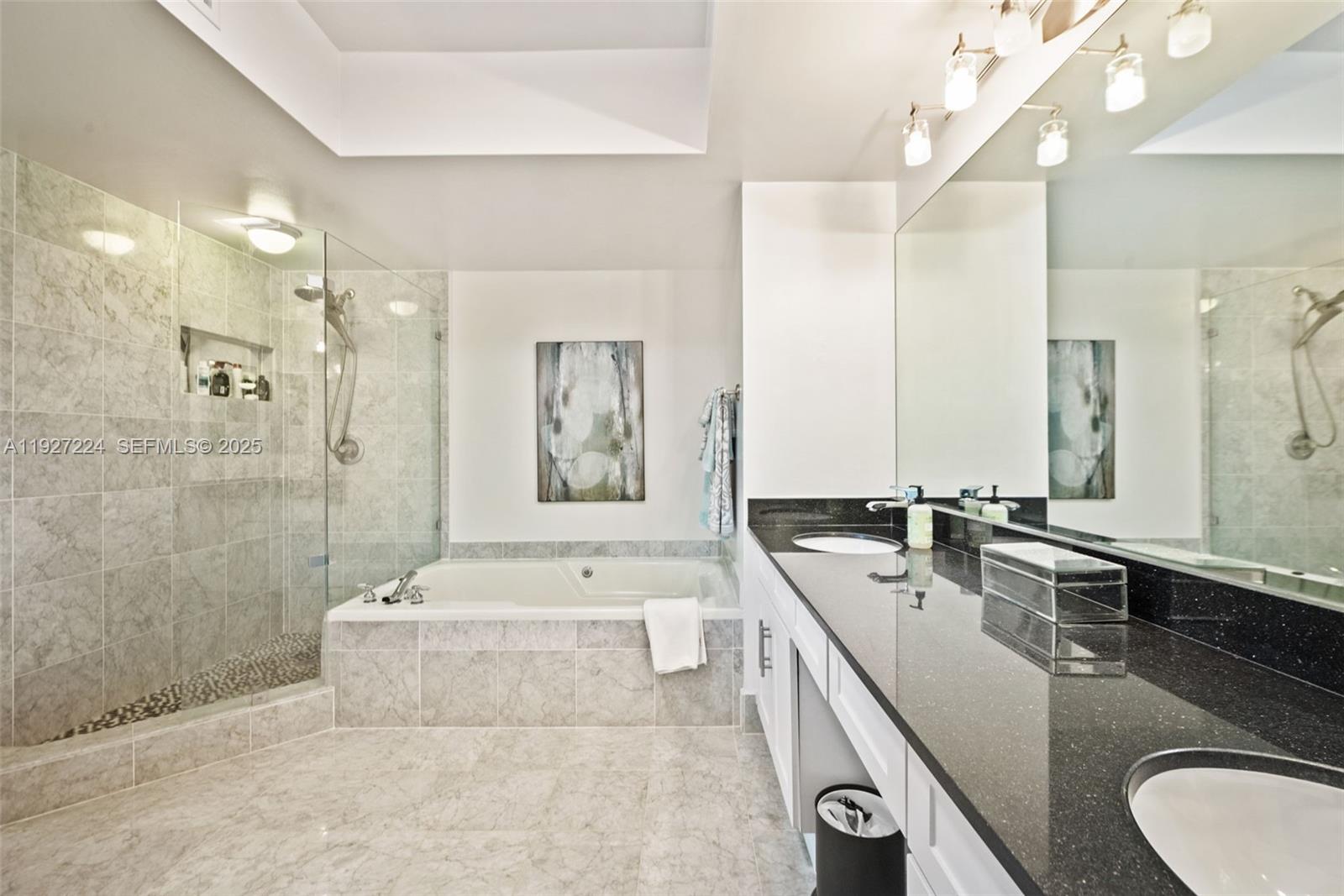 3598 Yacht Clb Dr #1804 Aventura, FL 33180