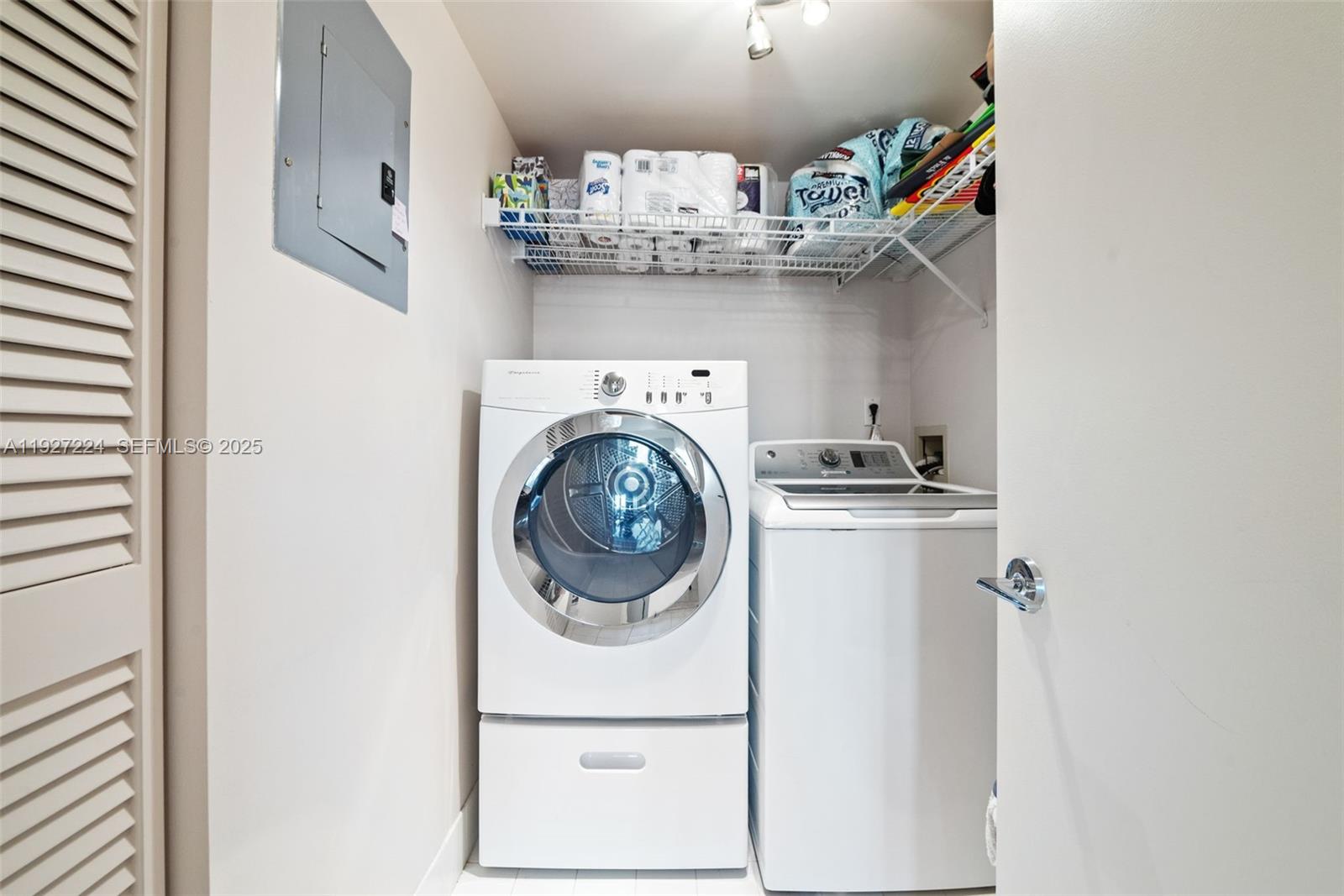 3598 Yacht Clb Dr #1804 Aventura, FL 33180