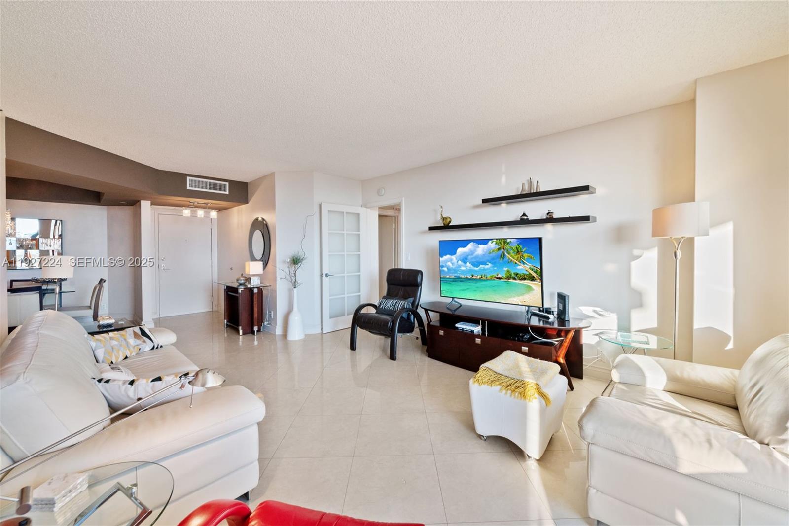 3598 Yacht Clb Dr #1804 Aventura, FL 33180