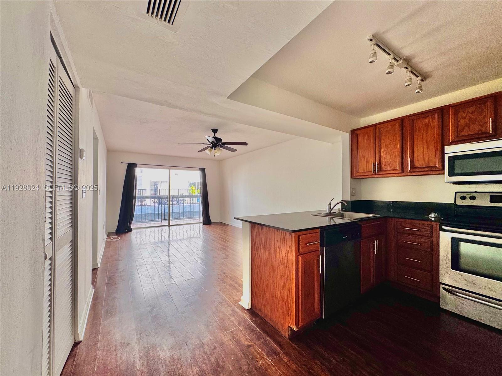 833 West Ave #302 Miami Beach, FL 33139