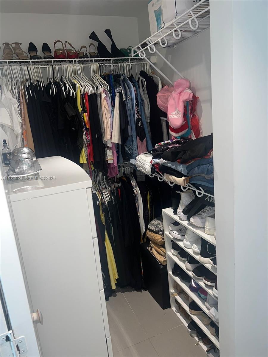 1600 NE 1st Ave #3012 Miami, FL 33132