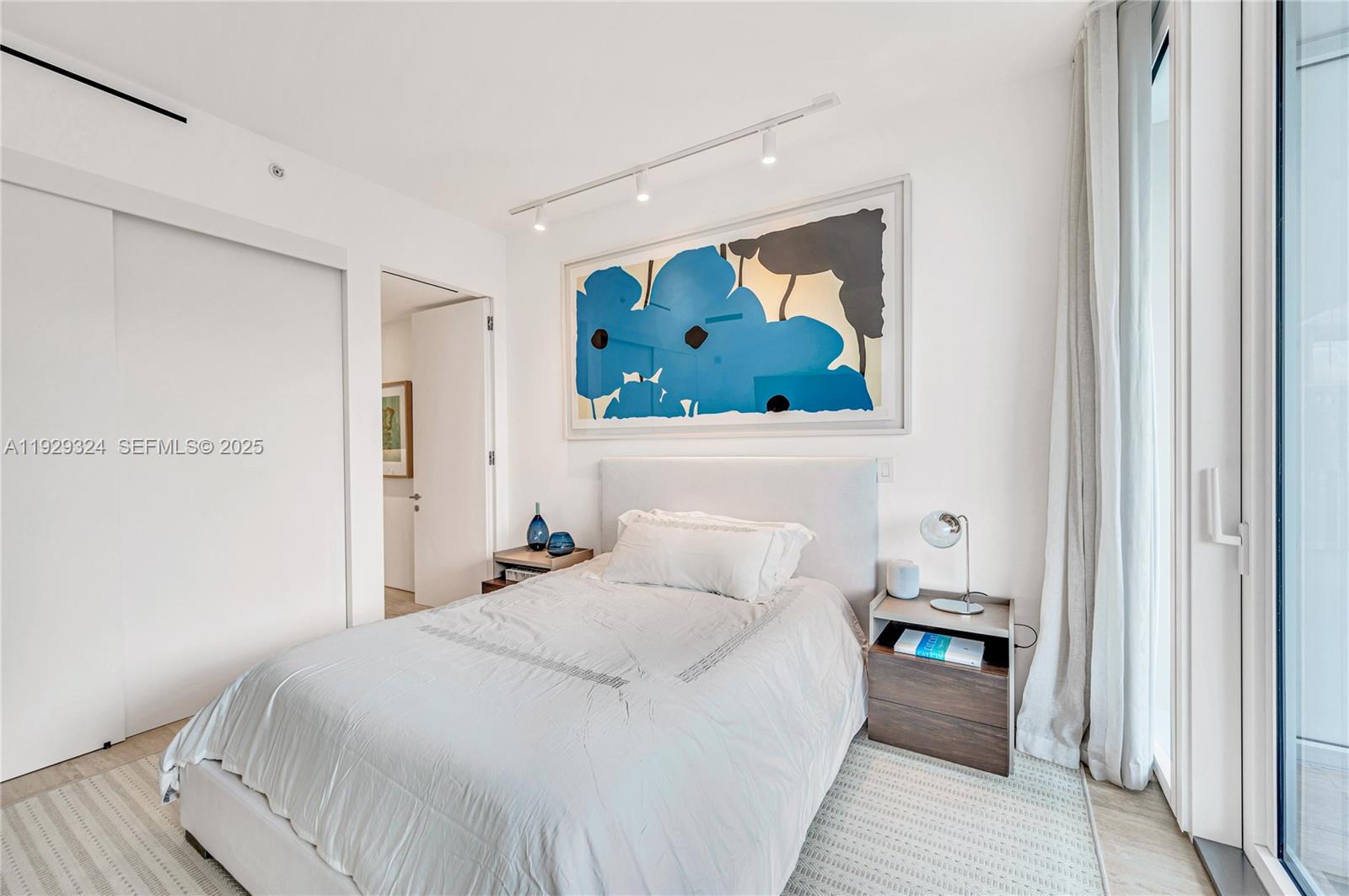 9111 Collins Ave #N-322 Surfside, FL 33154